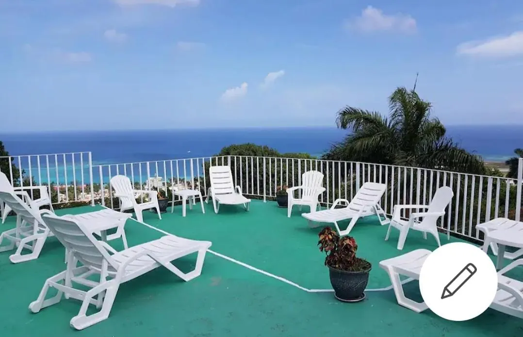 Homestay Mangowalk Manor Apartment Montego Bay