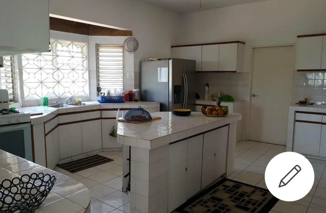 Mangowalk Manor Apartment Montego Bay