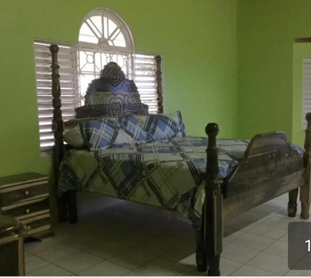 Homestay Mangowalk Manor Apartment Montego Bay Jamaica